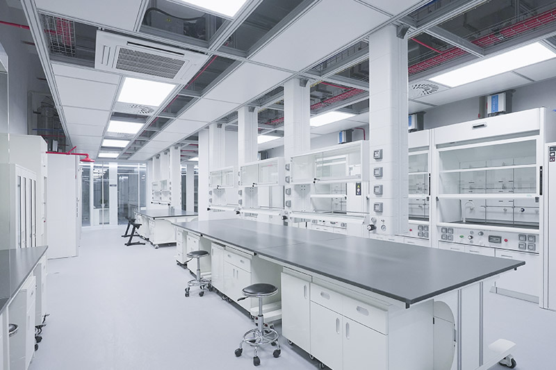 西华实验室革新：安全与科技的现代融合